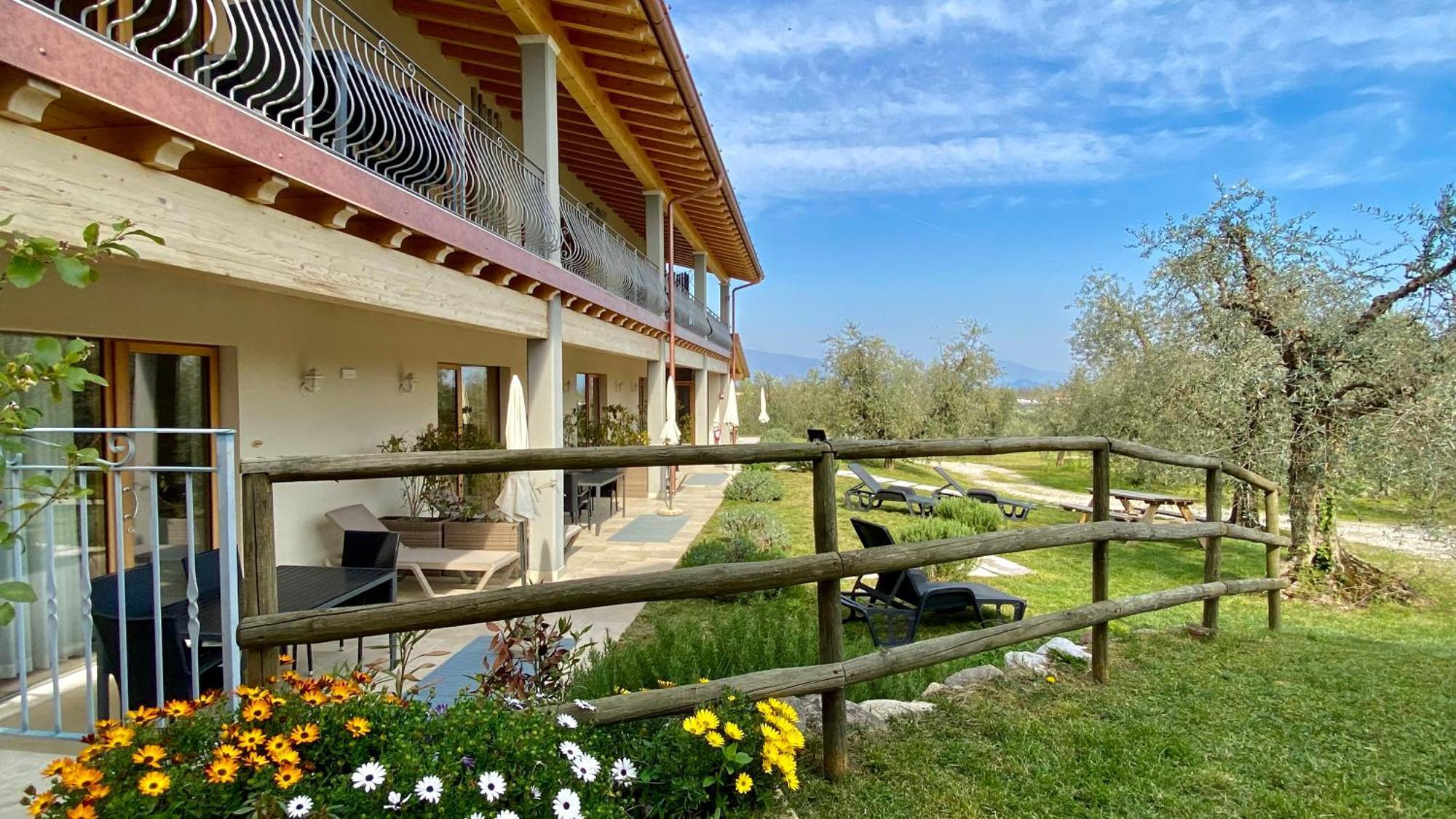 Willa Agriturismo Fioralba Polpenazze del Garda Zewnętrze zdjęcie